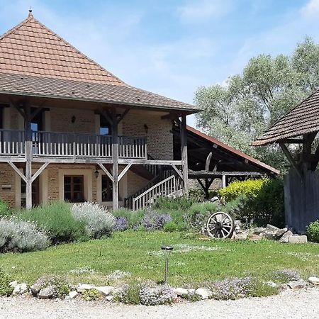Gite Chez Leo Varennes-sur-le-Doubs Екстериор снимка