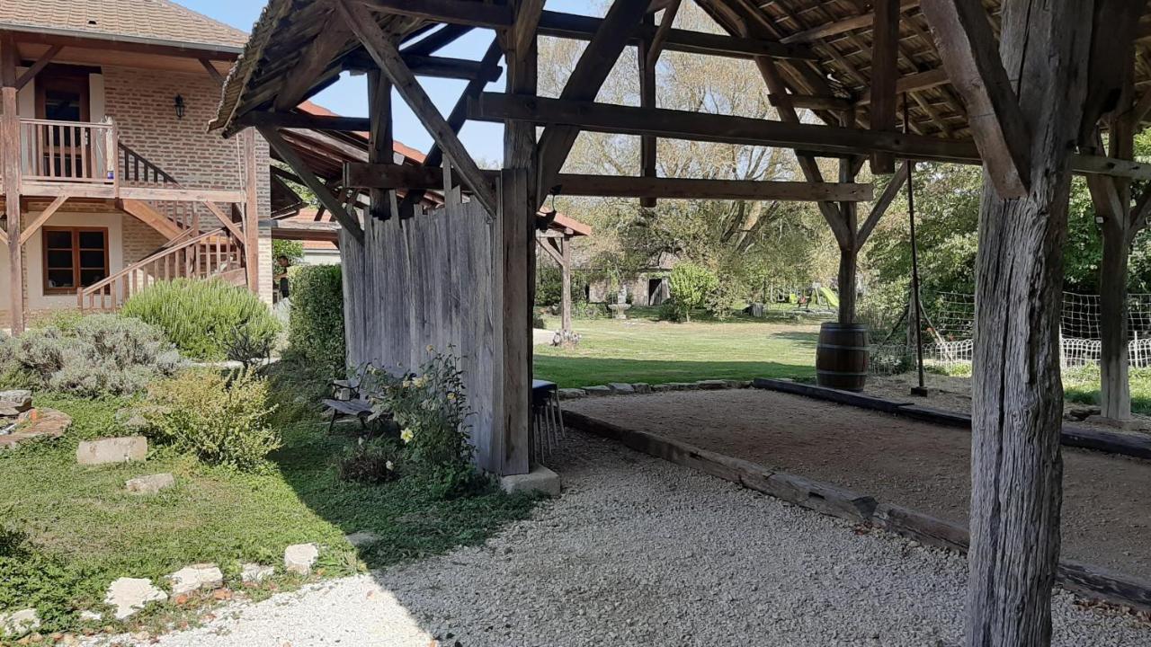 Gite Chez Leo Varennes-sur-le-Doubs Екстериор снимка